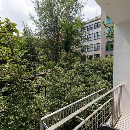 Close- Cozy Two Bedrooms Wroclaw&w3 شقة *