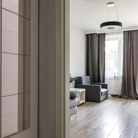 Close- Cozy Two Bedrooms Wroclaw&w3 شقة فروتسواف